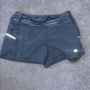 Athleta Girl Grey Shorts M 8/10